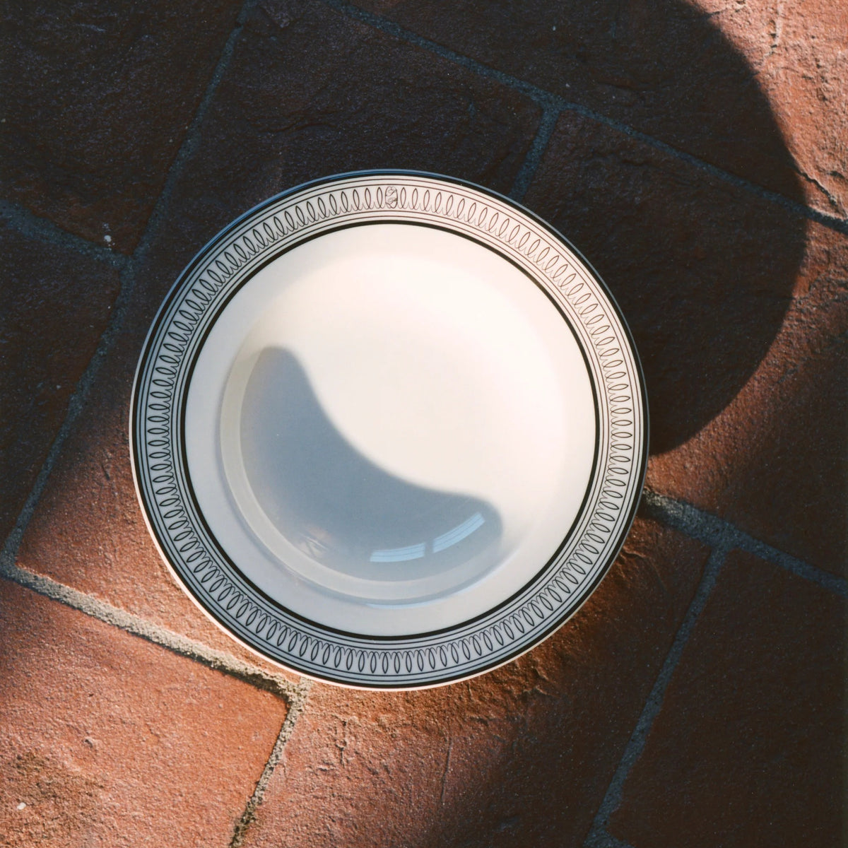 Samuel Plate - Set of 2 – Service Projects – view 7
