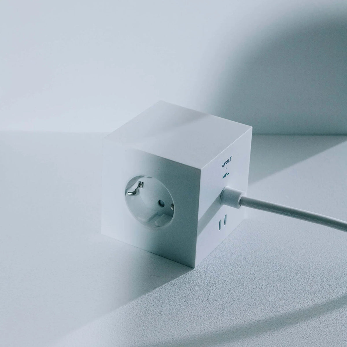 Square 1 USB C - Opal White - Dekoration - AVOLT – view 4
