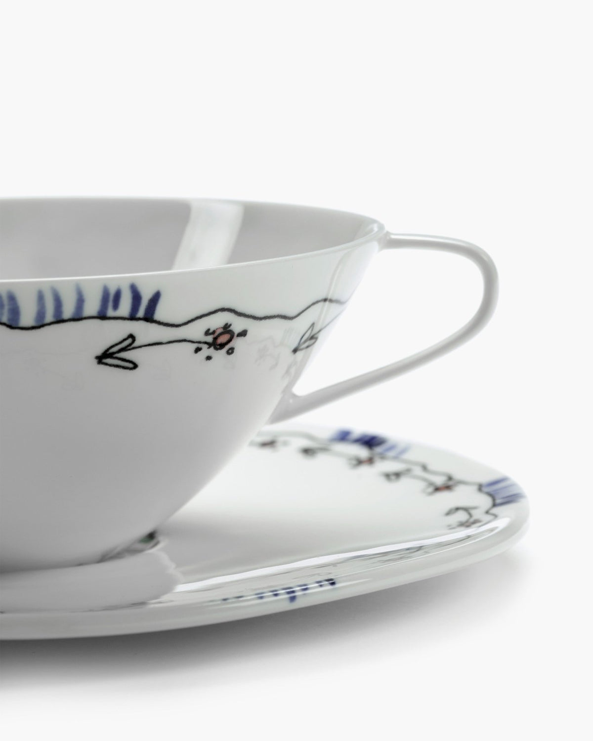 Tea Cup with Saucer 2 - Set Giftbox - Anemone Milk Midnight Flowers - Geschirr - Serax x Marni – view 6