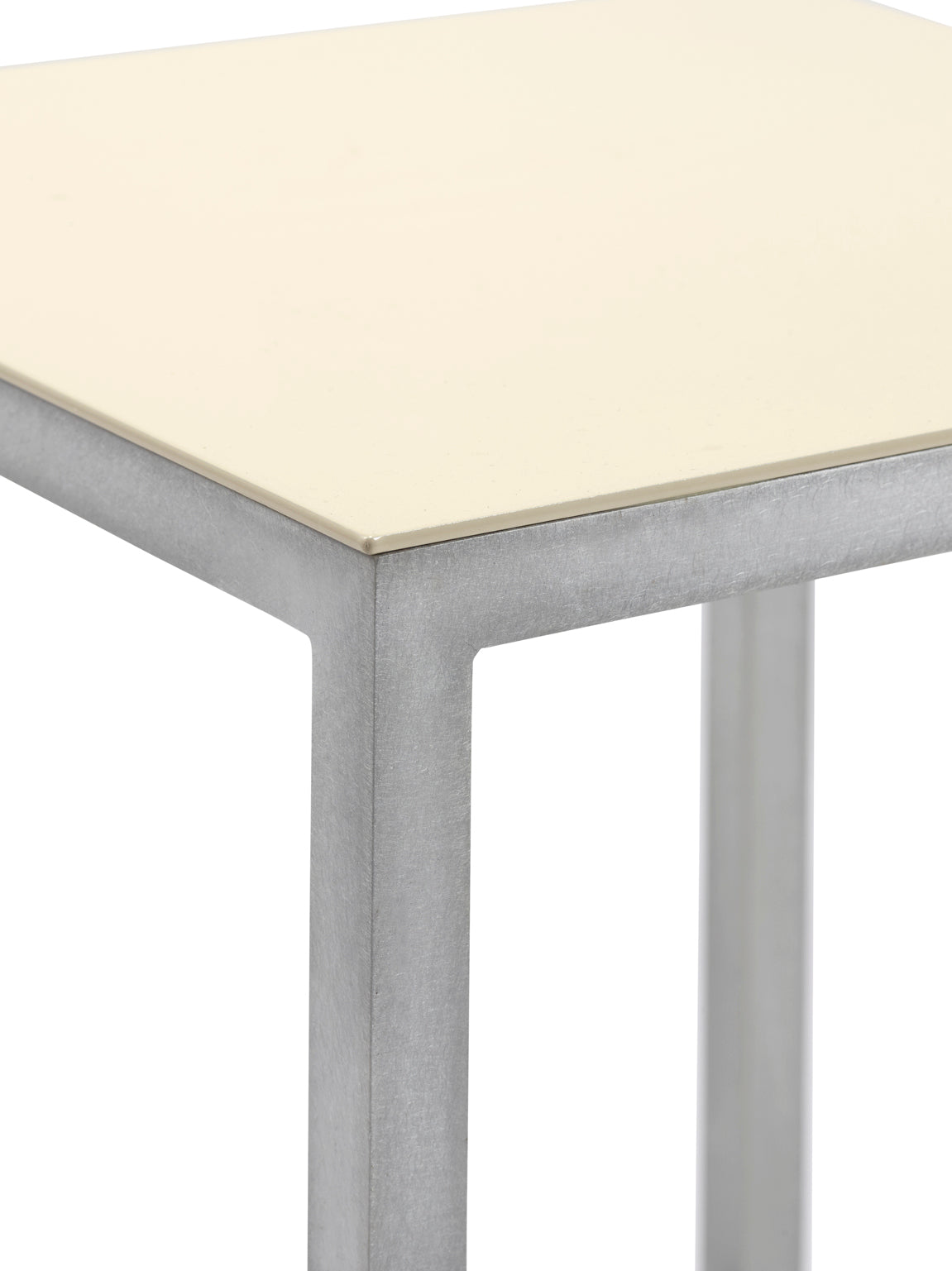 Alu Hocker – Valerie Objects – Ansicht 13