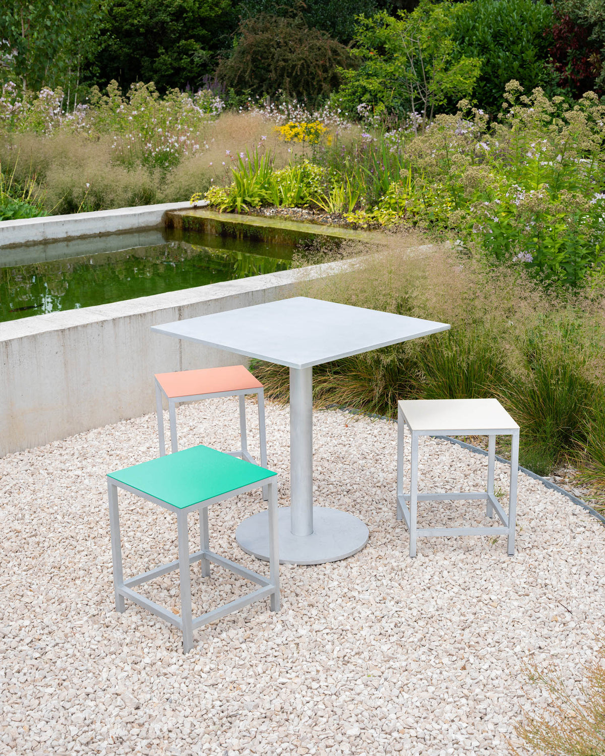 Alu Hocker – Valerie Objects – Ansicht 10