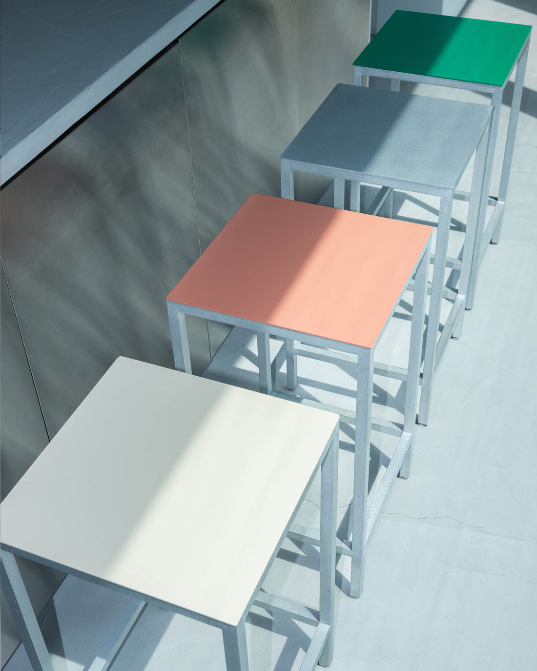 Alu Bar Stool