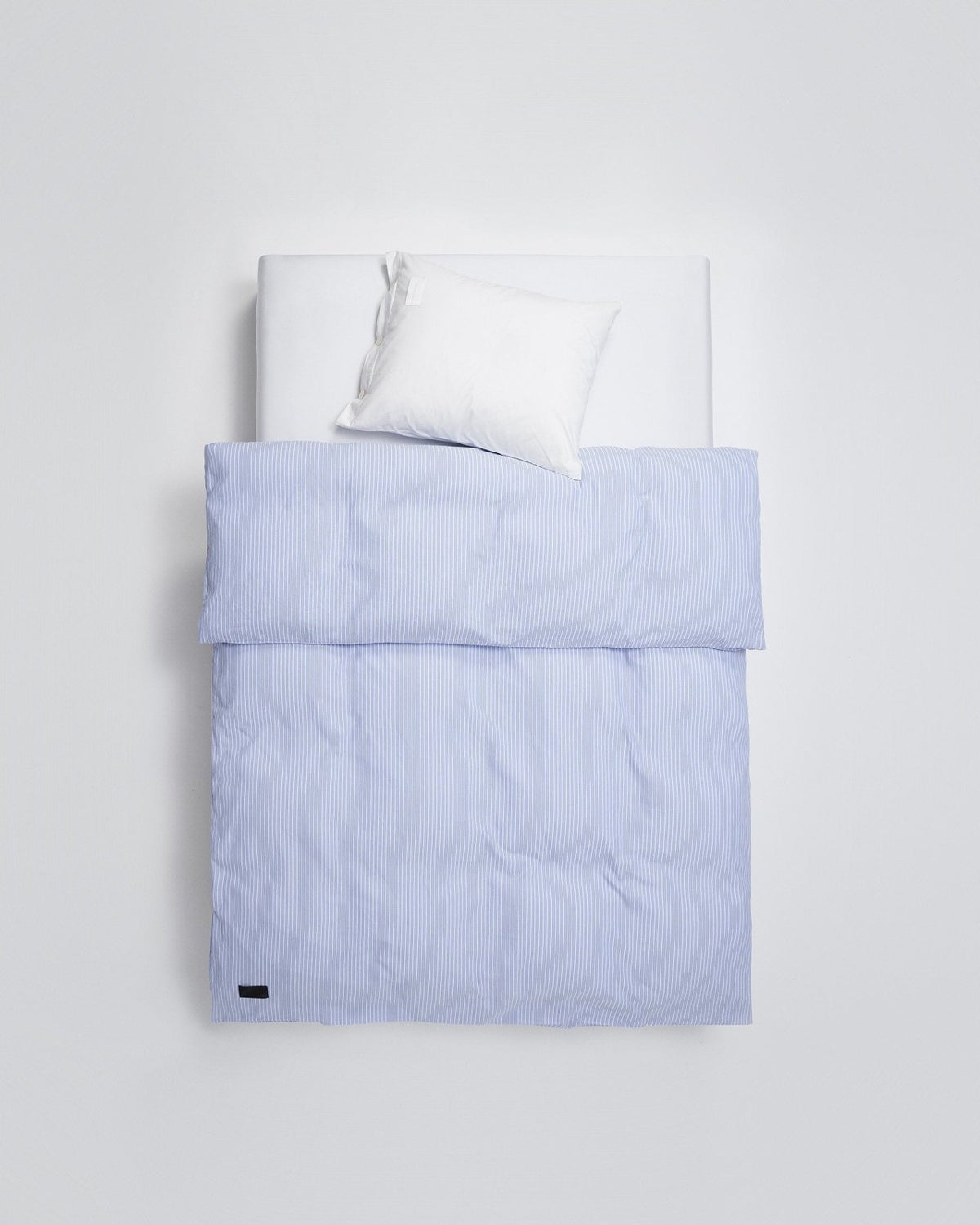 Wall Street duvet cover - Stripe light blue Oxford - Bedwear - Magniberg – view 5