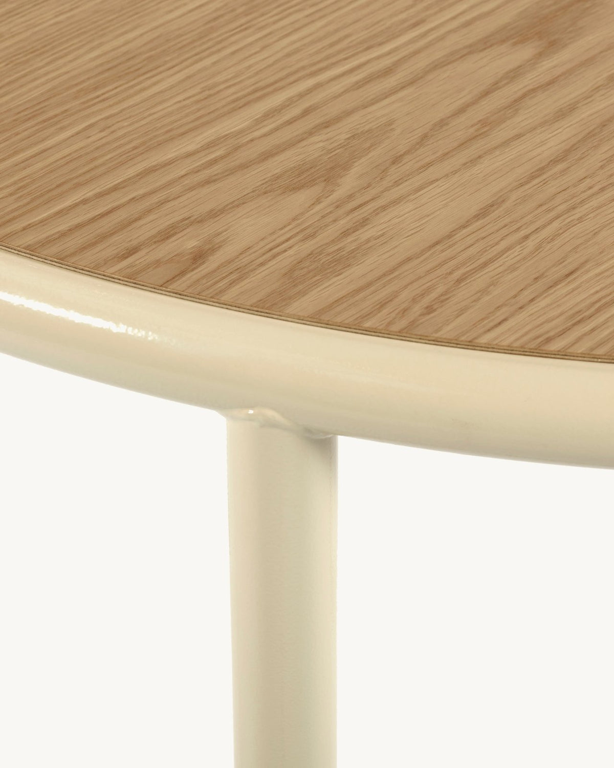 Wooden Table - Round M - Beistelltisch - Valerie Objects – view 8