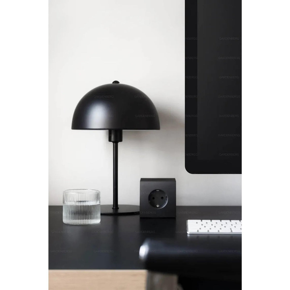 Square 1 USB C - Stockholm Black - Dekoration - AVOLT – Ansicht 4