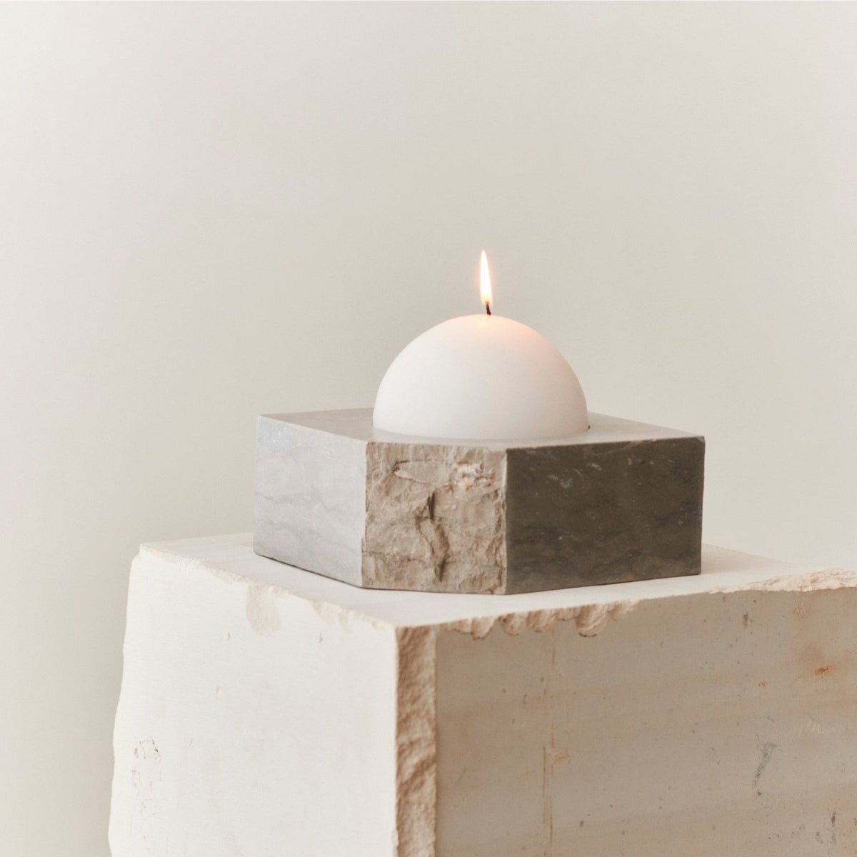 Candle Light - Paraffin Wax Candle - Kerzen - LOUISE ROE – view 6