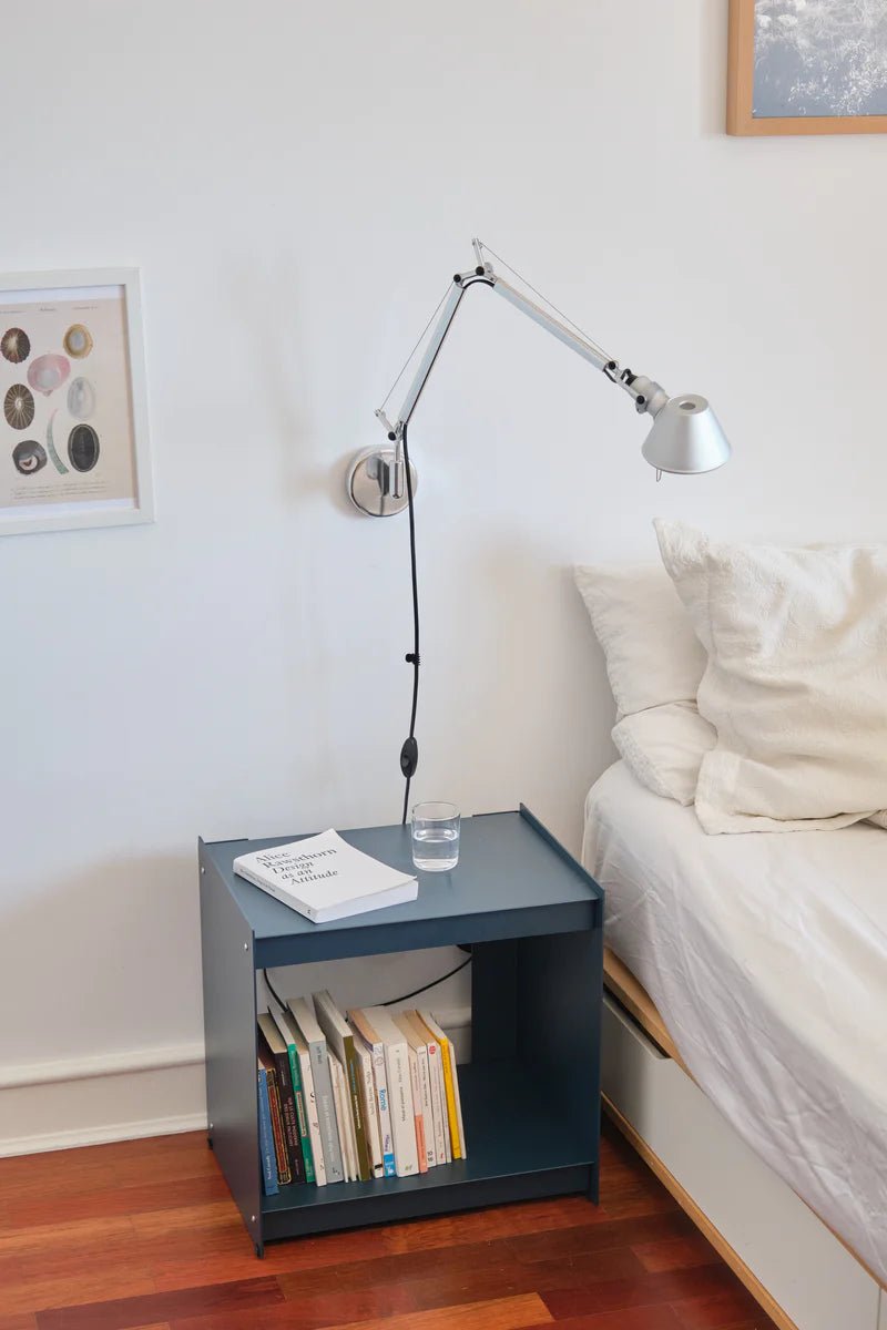 Plié Bedside Table - Regale & Aufbewahrung - UTIL – Ansicht 11