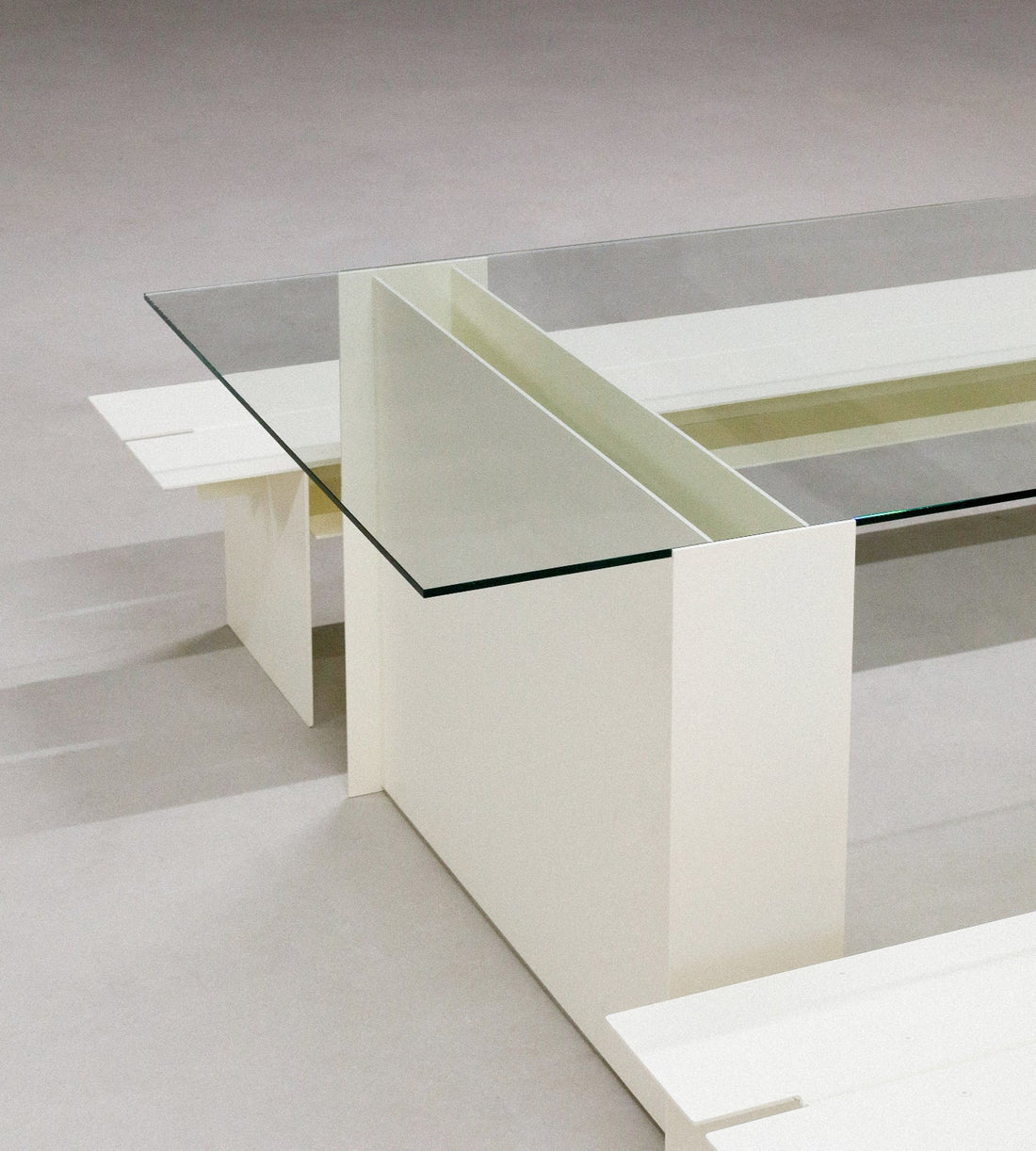 TANK - Table - Esstisch - IN SUBSTANCE